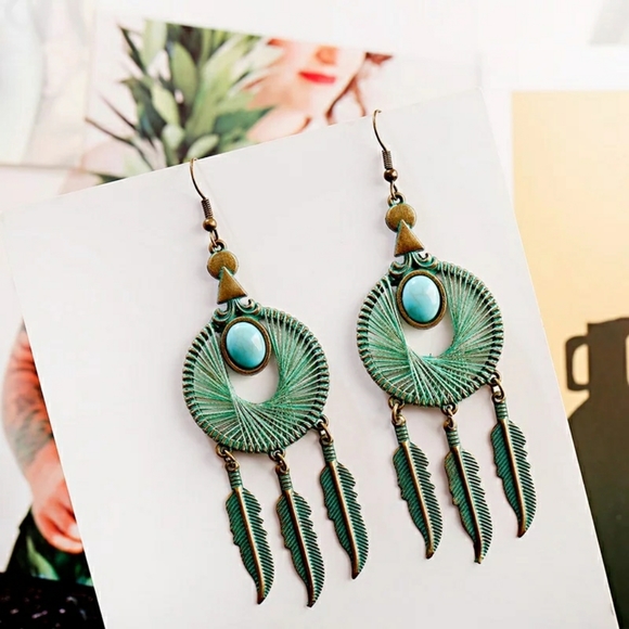 B2G1 Vintage Boho Dreamcatcher Dangle Earrings - Picture 2 of 9